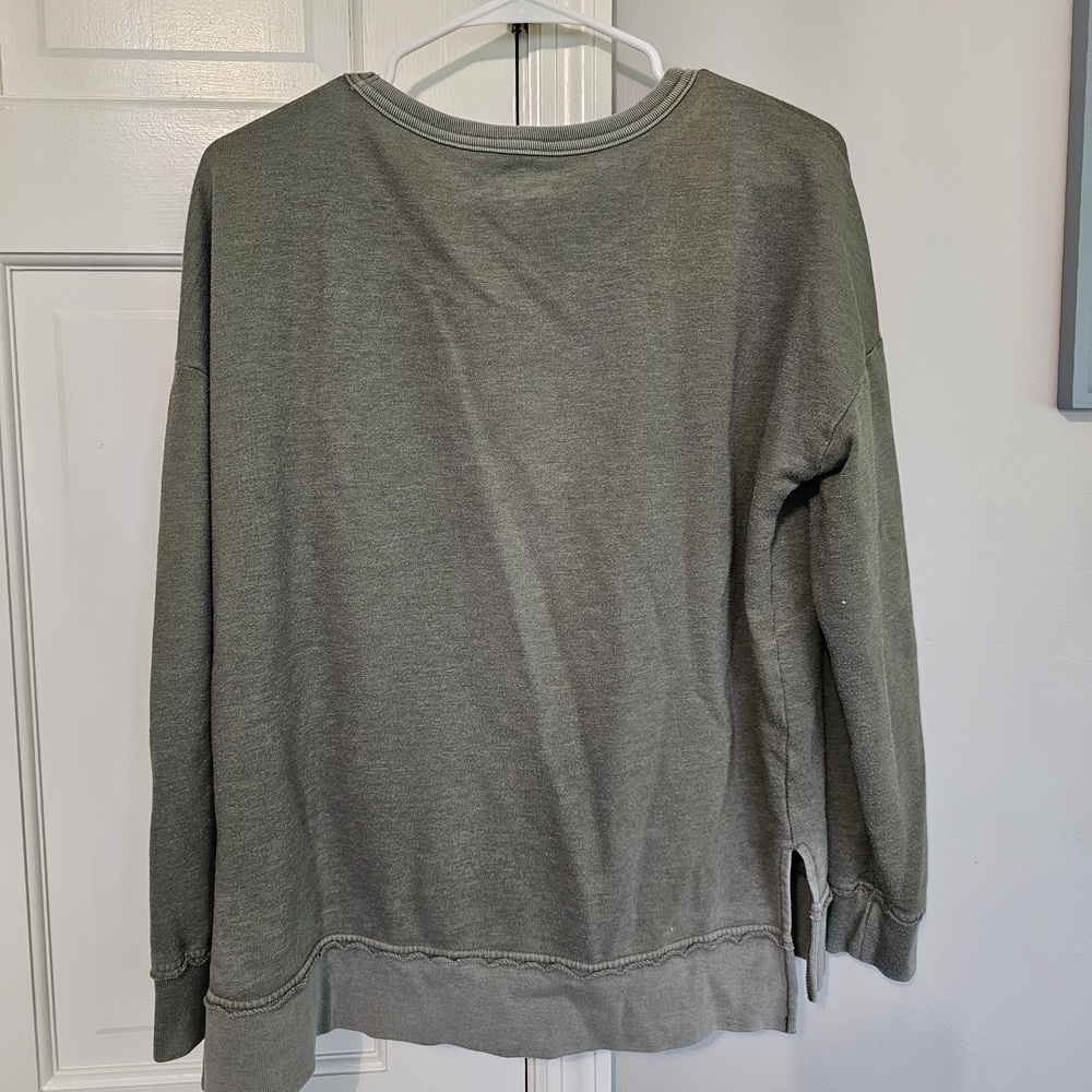 Buffalo David Bitton Sage Green Top - Picture 3 of 4